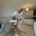 Lägenhet Le Petit Nid De - Parking Privé Colmar