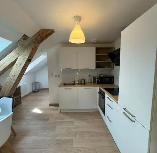 Le Petit Nid De - Parking Prive Apartment *